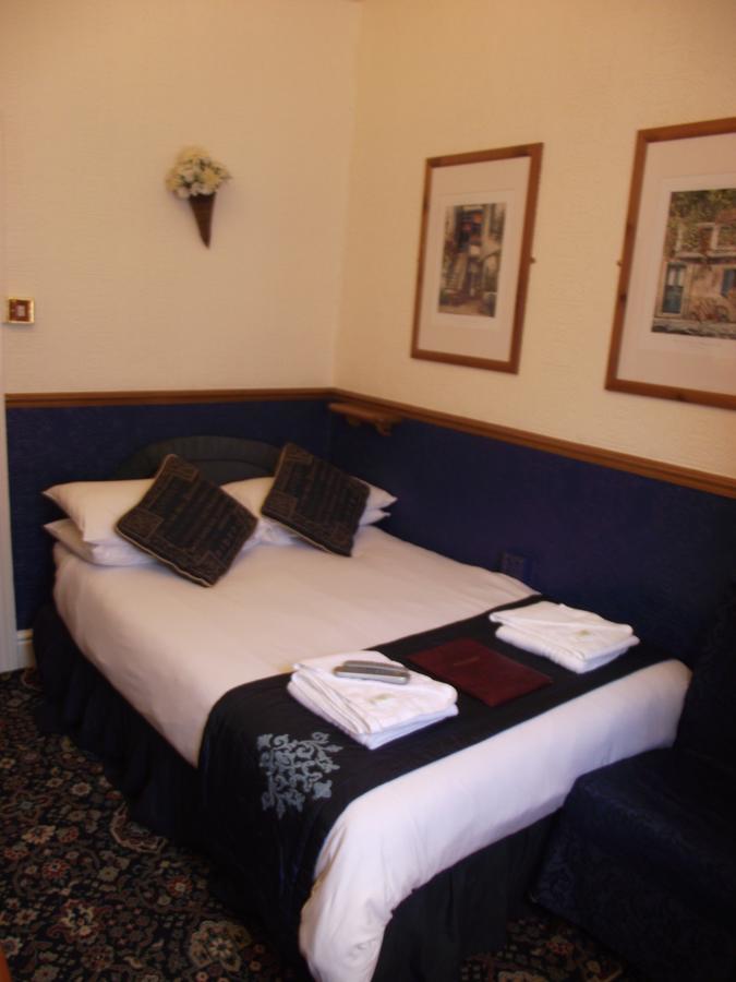 The Molly House Bed & Breakfast Blackpool Exterior photo